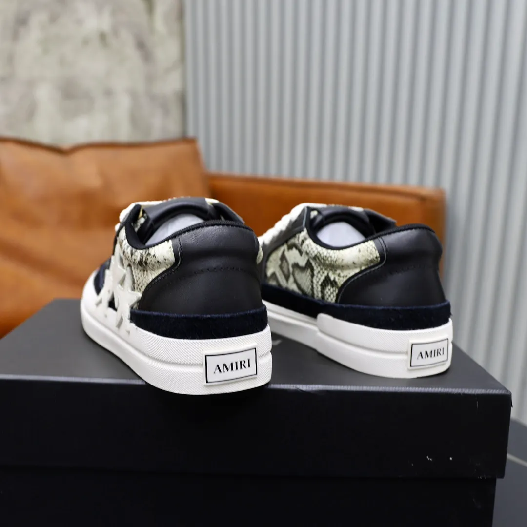Men's men's shoes 💰540💰🔥🔥🔥 Couple style Amiri2024 new sports and casual shoes, casual, fashionable and versatile flat-soled moral training shoes. Classic color combination + perfect shoe shape, Amiri’s classic Logo star makes you and I fall in love. Imported cow suede leather makes the shoes more high-end. Recommended by major celebrities, bloggers and internet celebrities.   Color: black, off-white, blue, pink, red. Size: Women’s 35-40 (41 is custom-made and non-returnable) Men’s 38-44 (45 and 46 are custom-made and non-refundable)